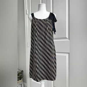 Floreat Anthropologie Size Small Chic Black and Cream Patterned Dress